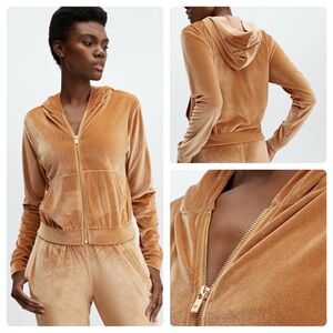 NEW Fabletics Donna Velour Hoodie Full Zip Sweater Jacket Light Honey Medium